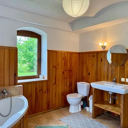 Horyzont Zdarzen - Siedlisko Ciemnego Nieba, 320m2, Sauna I Natura Na Wylacznosc Farm stay *