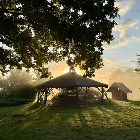 Horyzont Zdarzen - Siedlisko Ciemnego Nieba, 320m2, Sauna I Natura Na Wylacznosc Farm stay