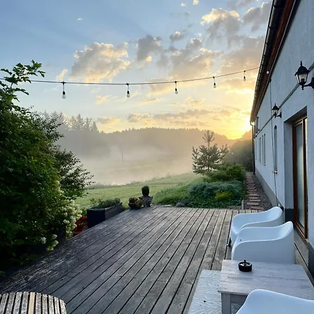 Horyzont Zdarzen - Siedlisko Ciemnego Nieba, 320m2, Sauna I Natura Na Wylacznosc Farm stay Dzierzazno Male